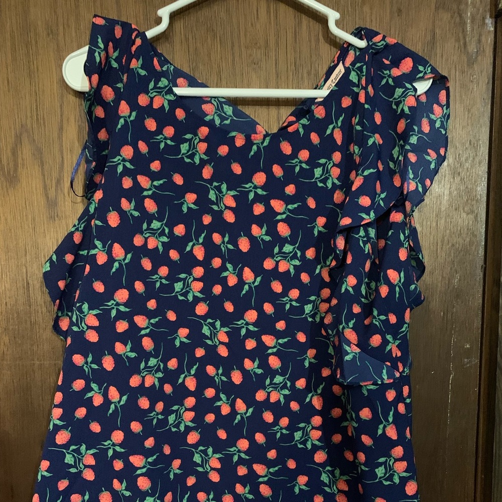 Juicy Couture - Strawberry Blouse (Size XXL)